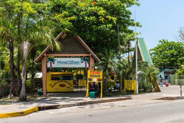 Ocho Rios Shopping - Island Village